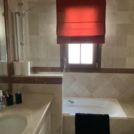 Luxury At Maria In El Paraiso Spain Villa