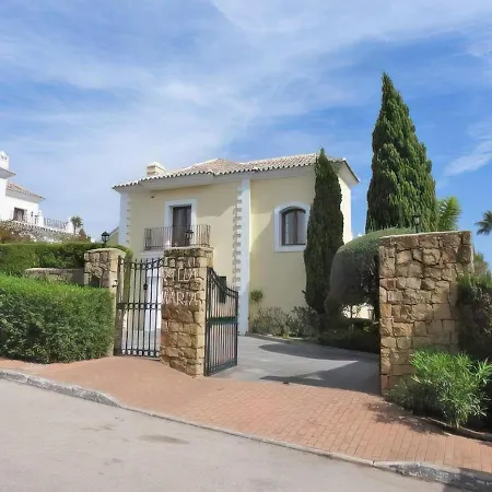 Luxury At Maria In El Paraiso Spain Villa